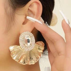 Rhinestone Decor Ginkgo Biloba Stud Earrings